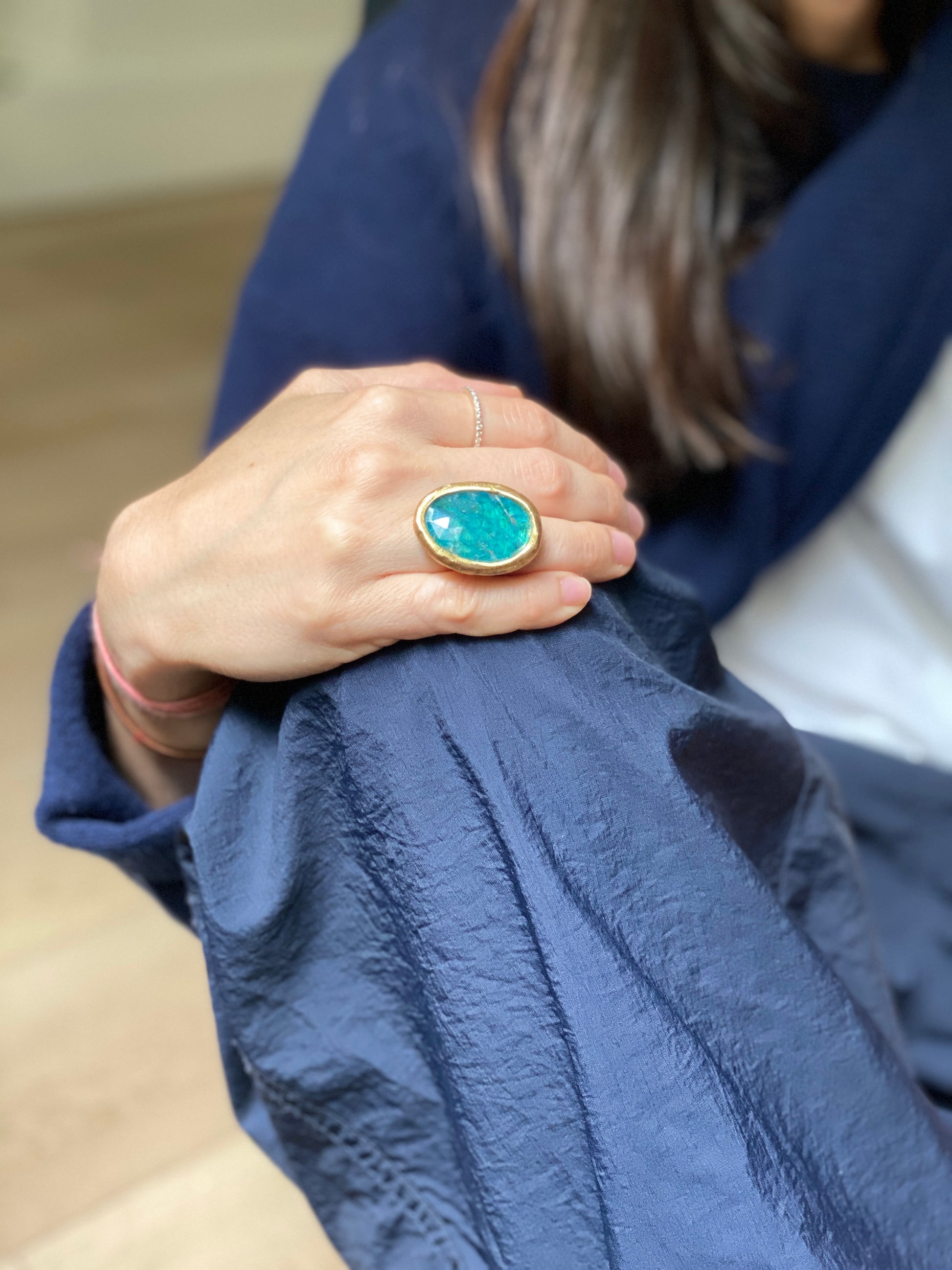 Apatite triplet ring
