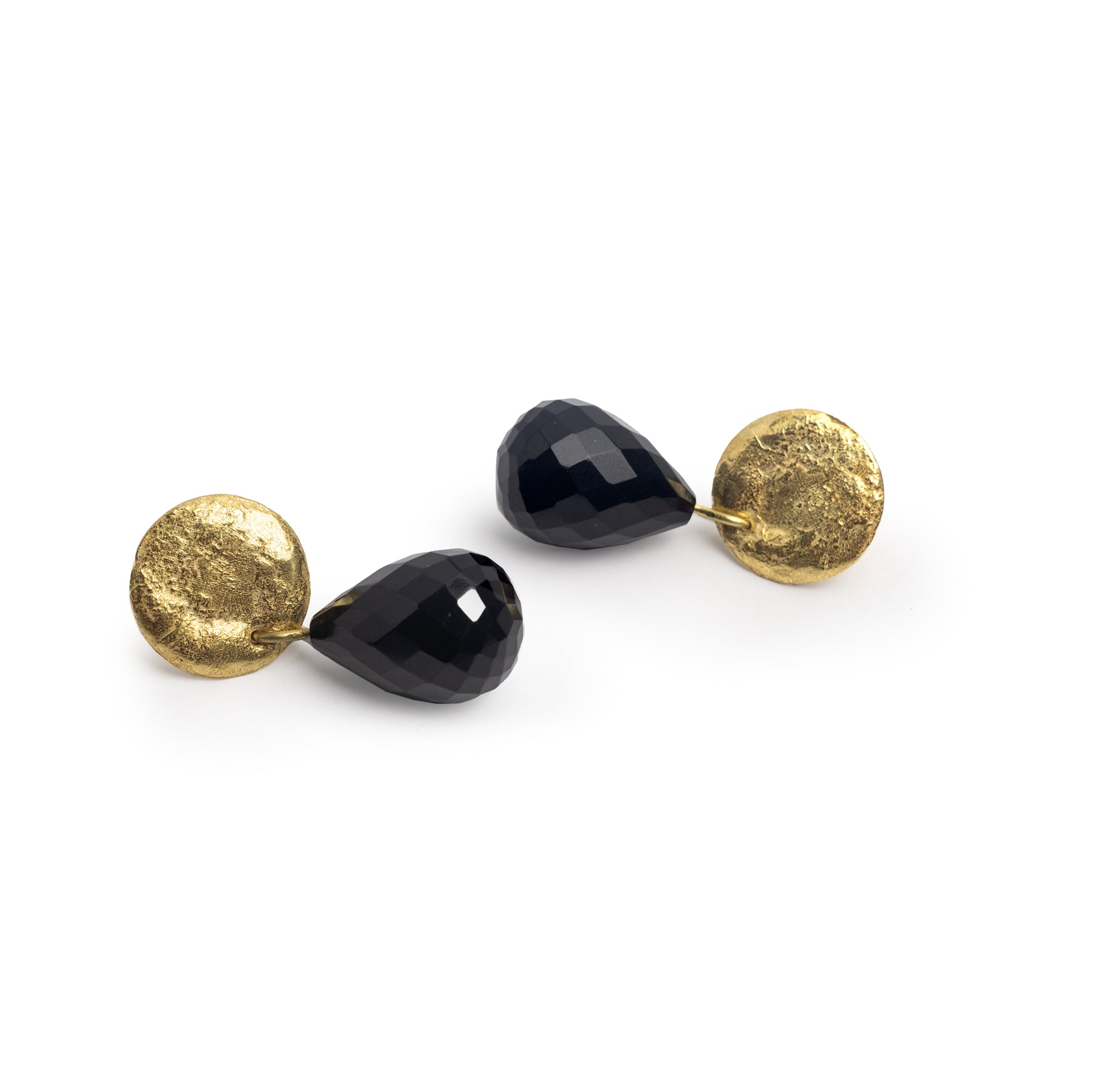 Coin earrings with Onyx