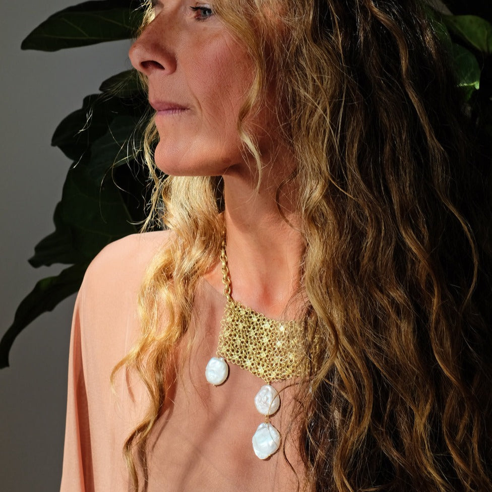 Alma necklace