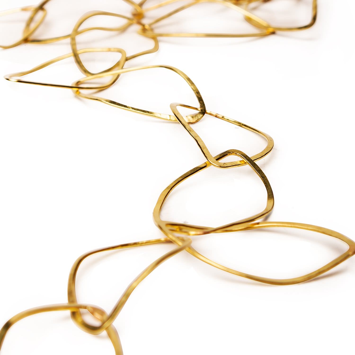 Tear chain